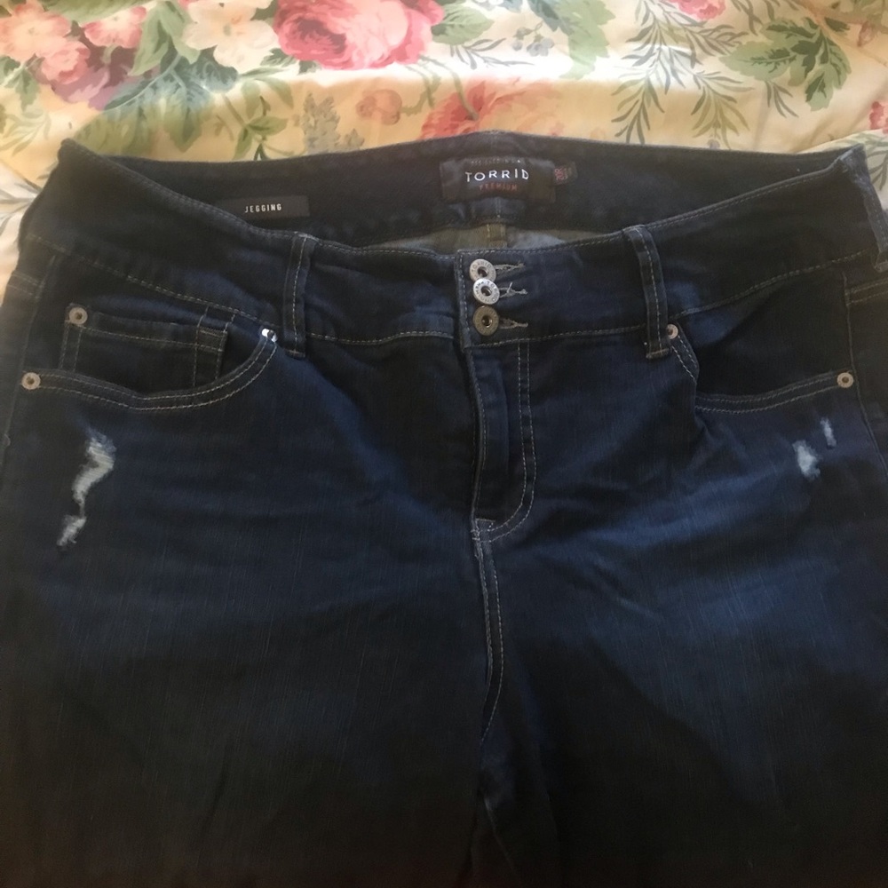 LOT OF 3!!!!!Torrid and Lane Bryant size 20R jeans for sale like new condition.